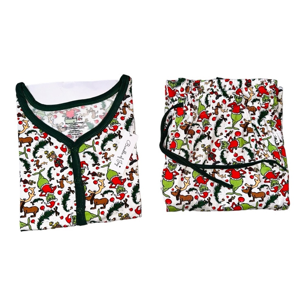 NWT Grinch Bamboo Set